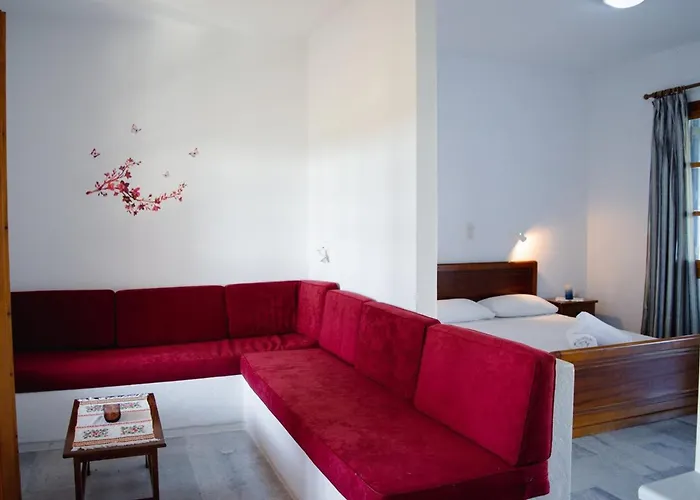 Moonlight Kastraki House